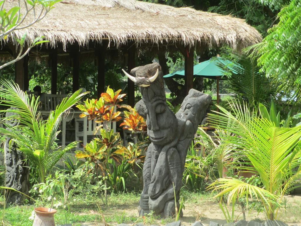 Selong Belanak Bungalows Exterior foto